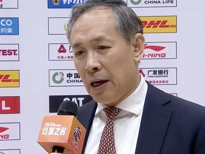 爱游戏体育-许利民：队员的求胜欲望很强烈，外线手感不好就坚决冲击内线